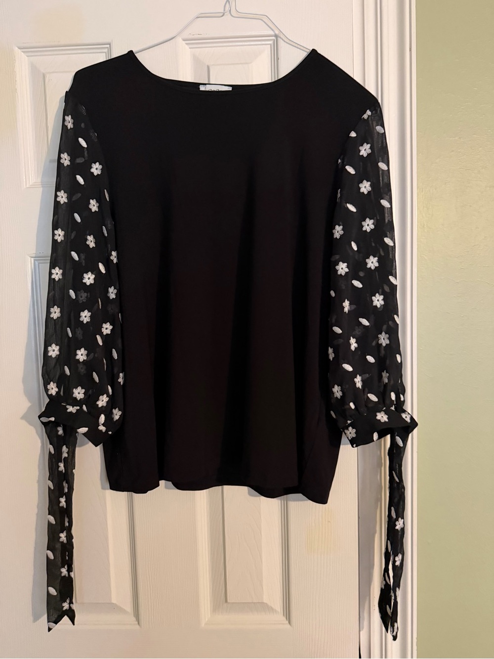 Cece Women's Black Blouse with Sheer Floral Tie-Sleeves
